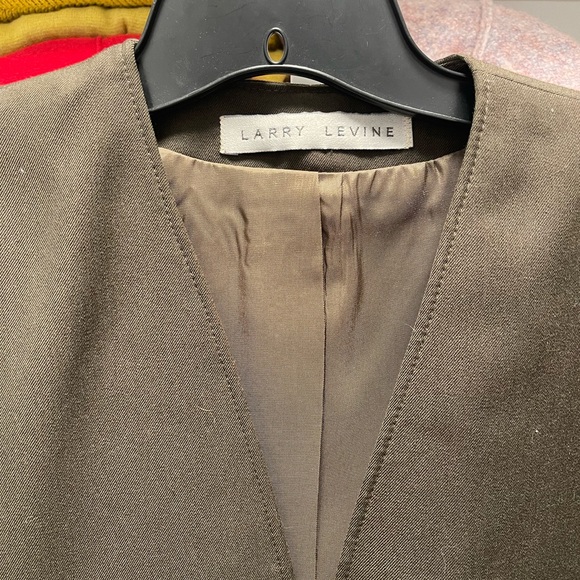 Women’s Vintage Larry Levine Olive Blazer - Picture 3 of 6